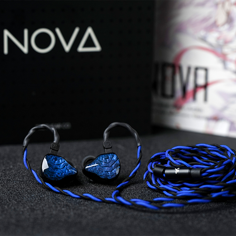 TRUTHEAR NOVA 1DD+4BA Cuffie I - Planar Magnetic Iem Earphones recensione e prezzo